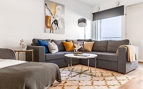 City Center Apartment With Free Parking And Sauna
